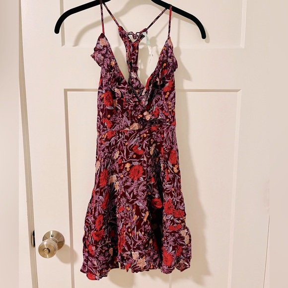 URBAN OUTFITTERS Kimchi Blue Sabina Ruffle Wrap Mini Dress Size XS - Picture 4 of 5